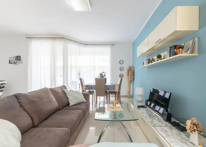 Spacious Apartment With Side Sea View