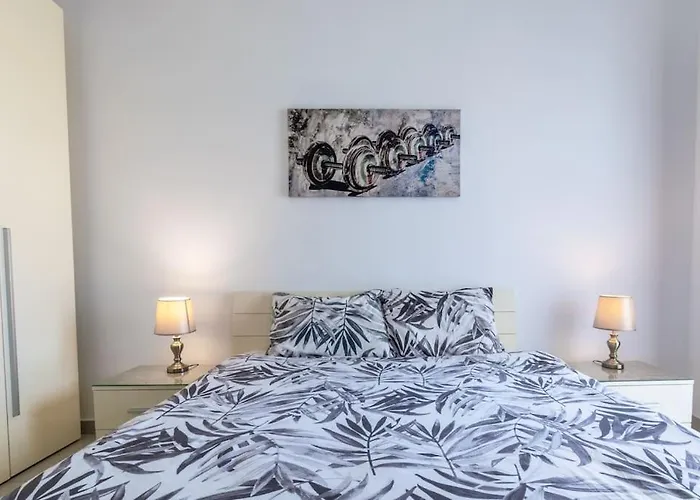 Spacious Apartment With Side Sea View