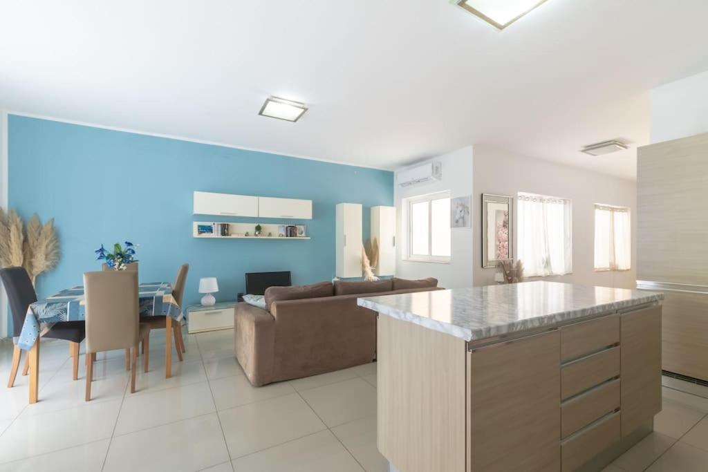 Spacious With Side Sea View * St. Paul's Bay